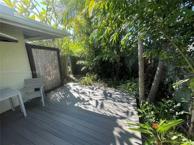 $1,550 | 2215 Northeast 11th Avenue, Unit 2215, Wilton Manors, FL 33305