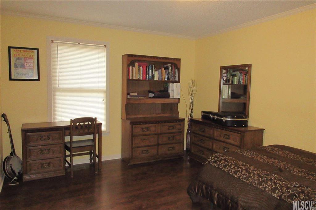 1350 Rink Dam Road Taylorsville, NC 28681 - Photo 7 of 24 Gallery Image 7