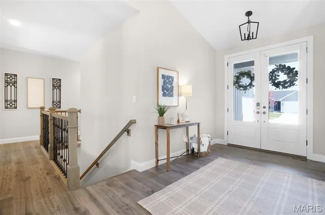 $629,900 | 701 Palisades Drive, St. Charles, MO 63301