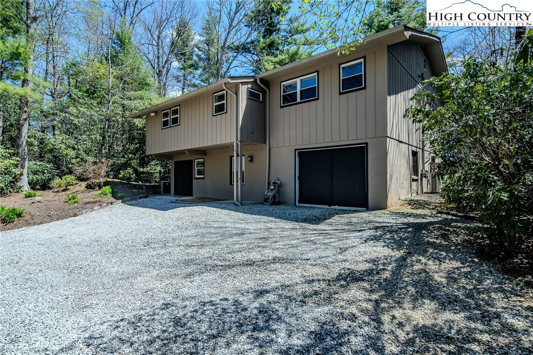 36 Rhododendron Loop Newland, NC 28657 - Photo 34 of 36 Gallery Image 34