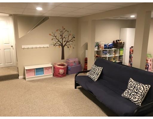 9 Colt Road Franklin, MA 02038 - Photo 25 of 27 Gallery Image 25