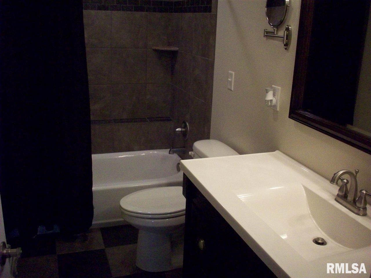 1525 West Cloverdale Road Chillicothe, IL 61523 - Photo 15 of 36 Gallery Image 15