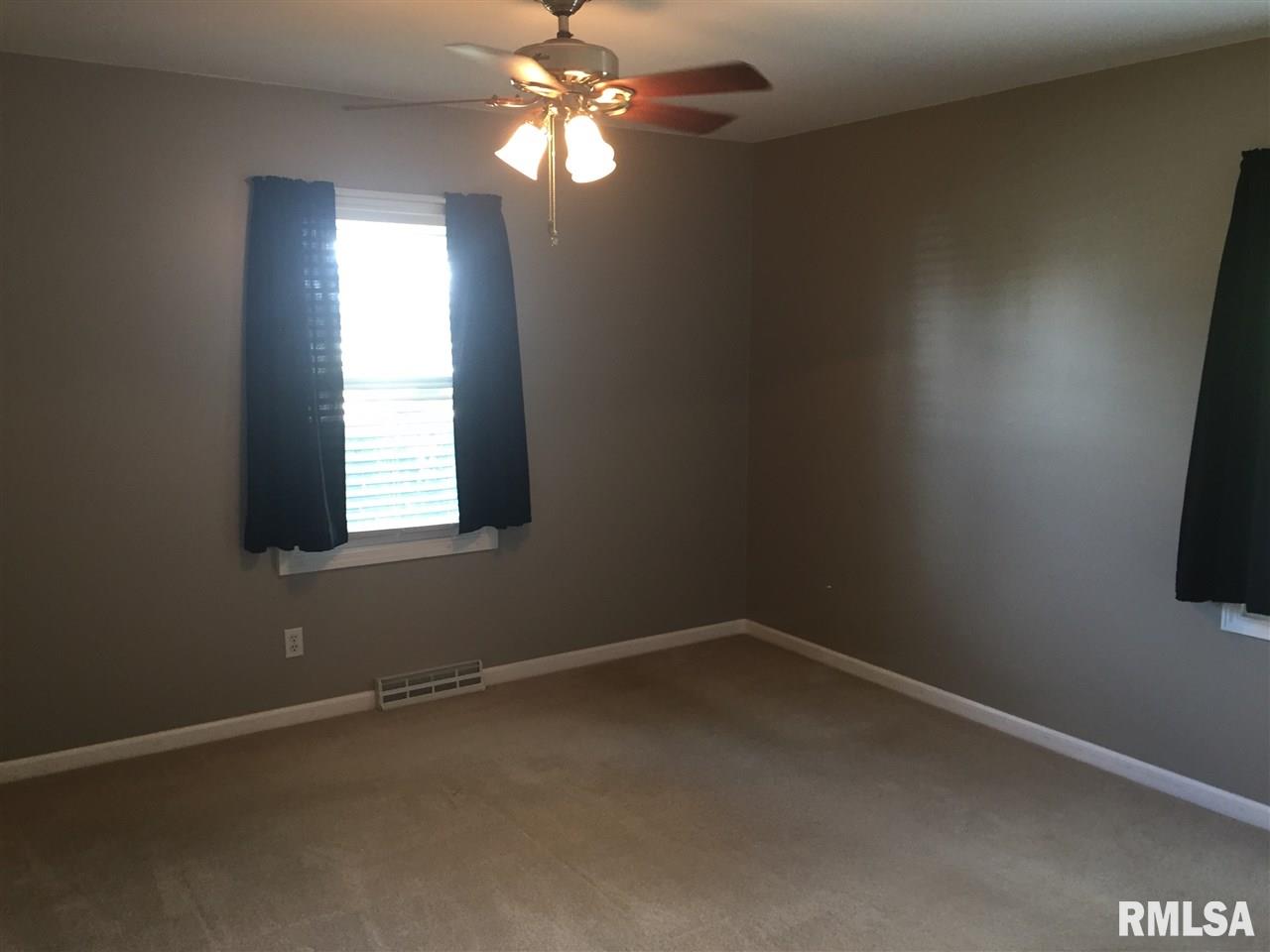 1525 West Cloverdale Road Chillicothe, IL 61523 - Photo 22 of 36 Gallery Image 22