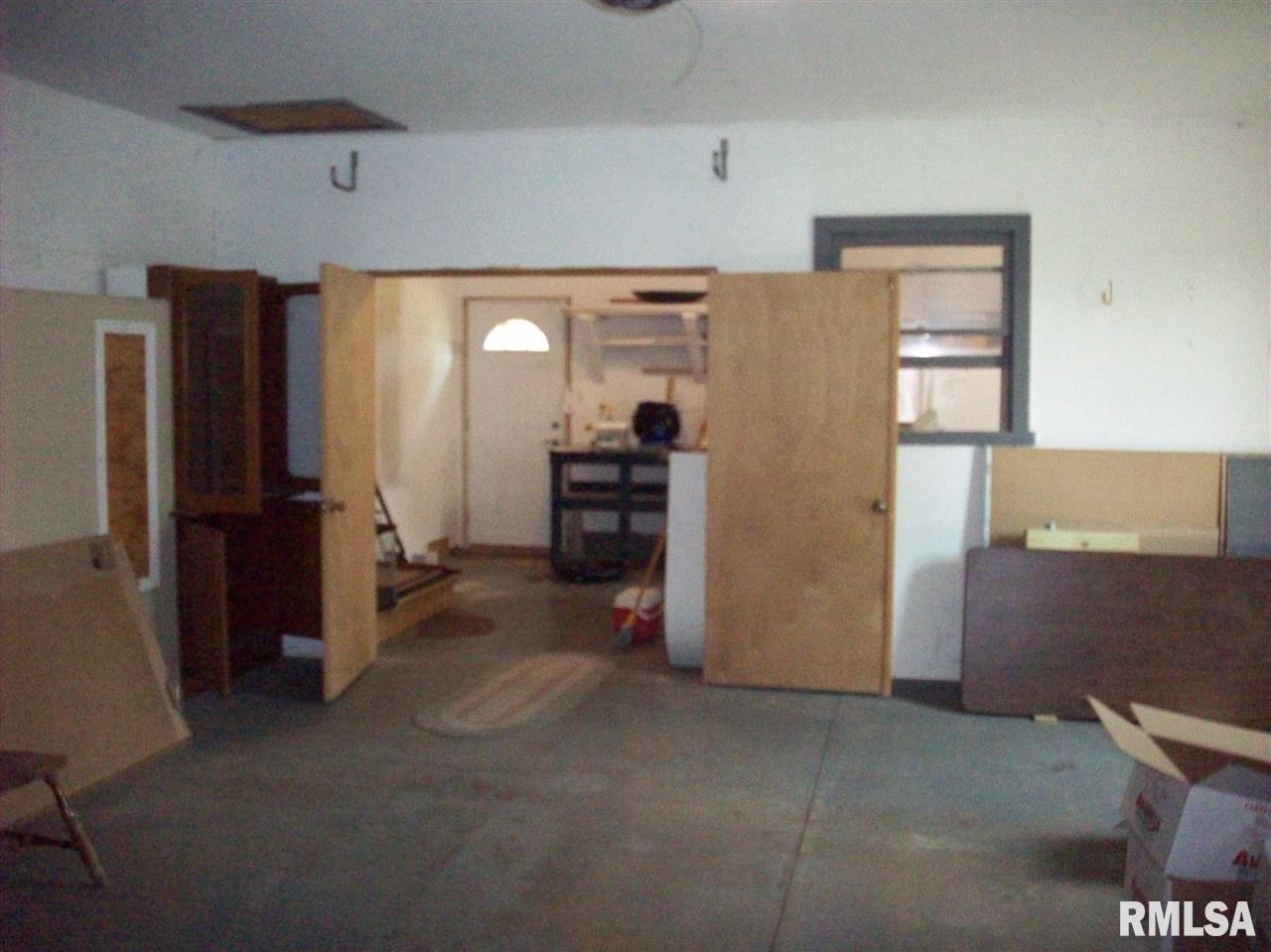 1525 West Cloverdale Road Chillicothe, IL 61523 - Photo 29 of 36 Gallery Image 29