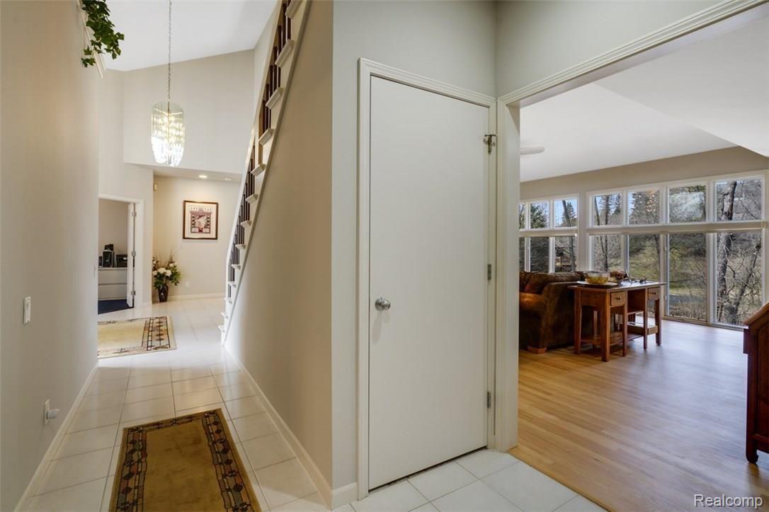 3981 Orion Road Oakland, MI 48363 - Photo 19 of 42 dsc03671-dsc03673.jpg