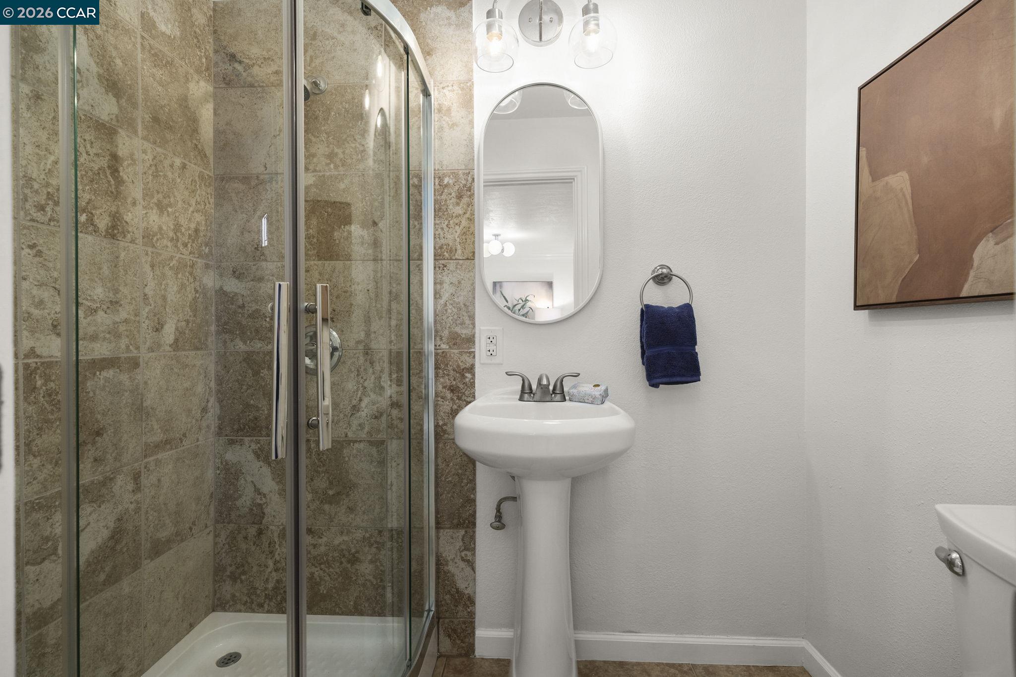 1052 Bancroft Road Concord, CA 94518 - Photo 13 of 37