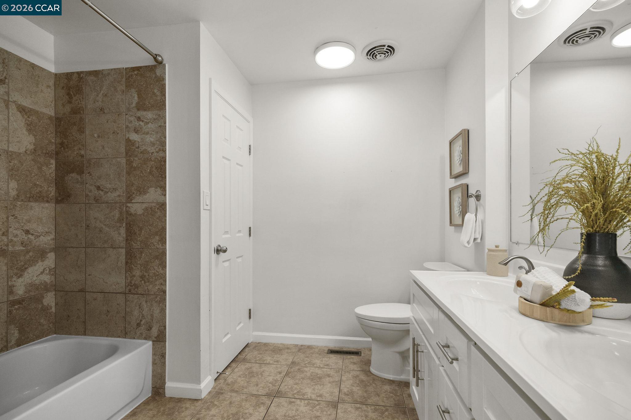 1052 Bancroft Road Concord, CA 94518 - Photo 29 of 37