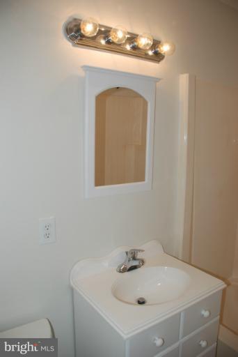 3917 St Paul Road Hampstead, MD 21074 - Photo 10 of 19 Bath