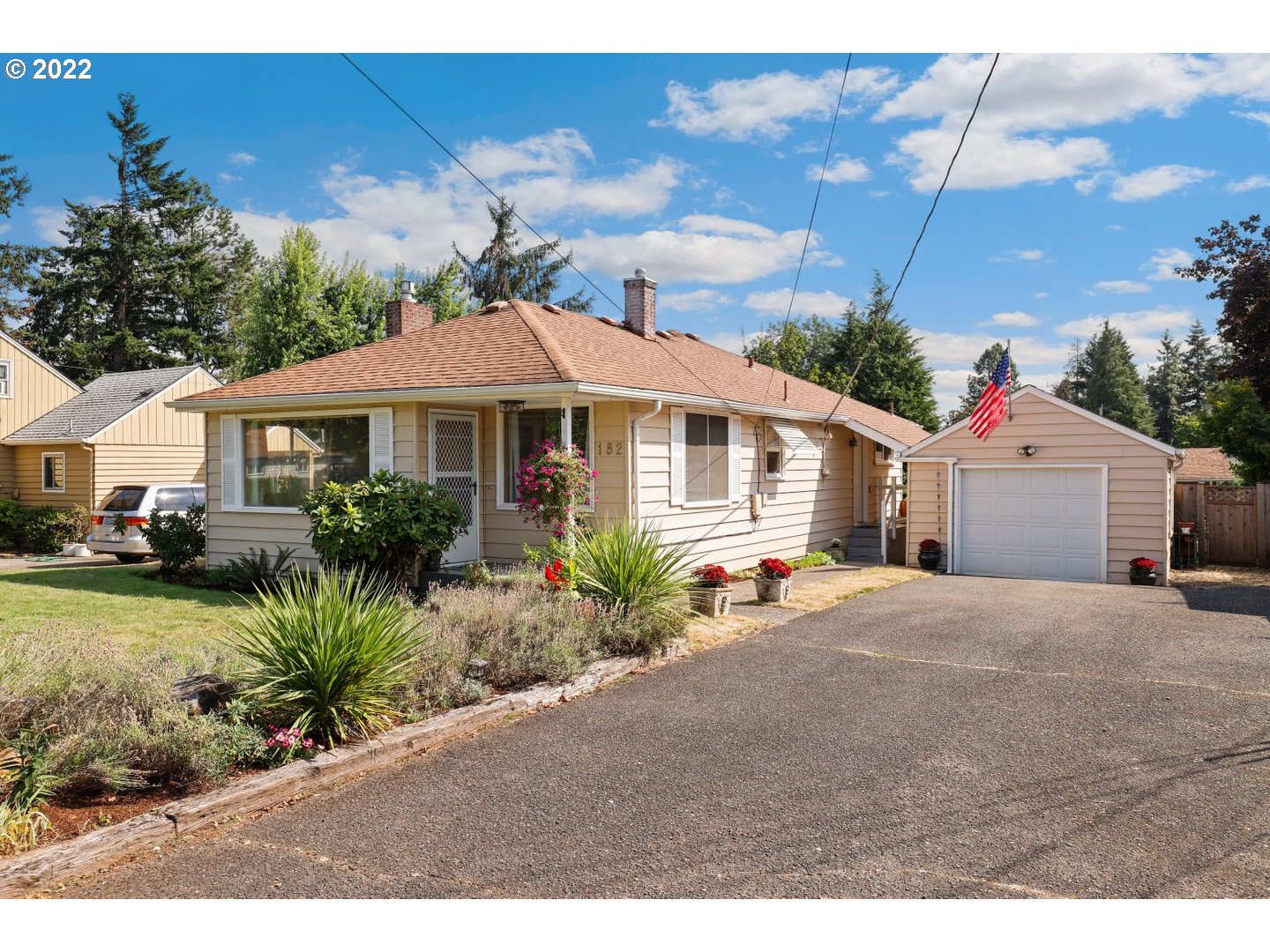 182 AV Davis Road Oregon City, OR 97045 - Photo 3 of 32 Gallery Image 3