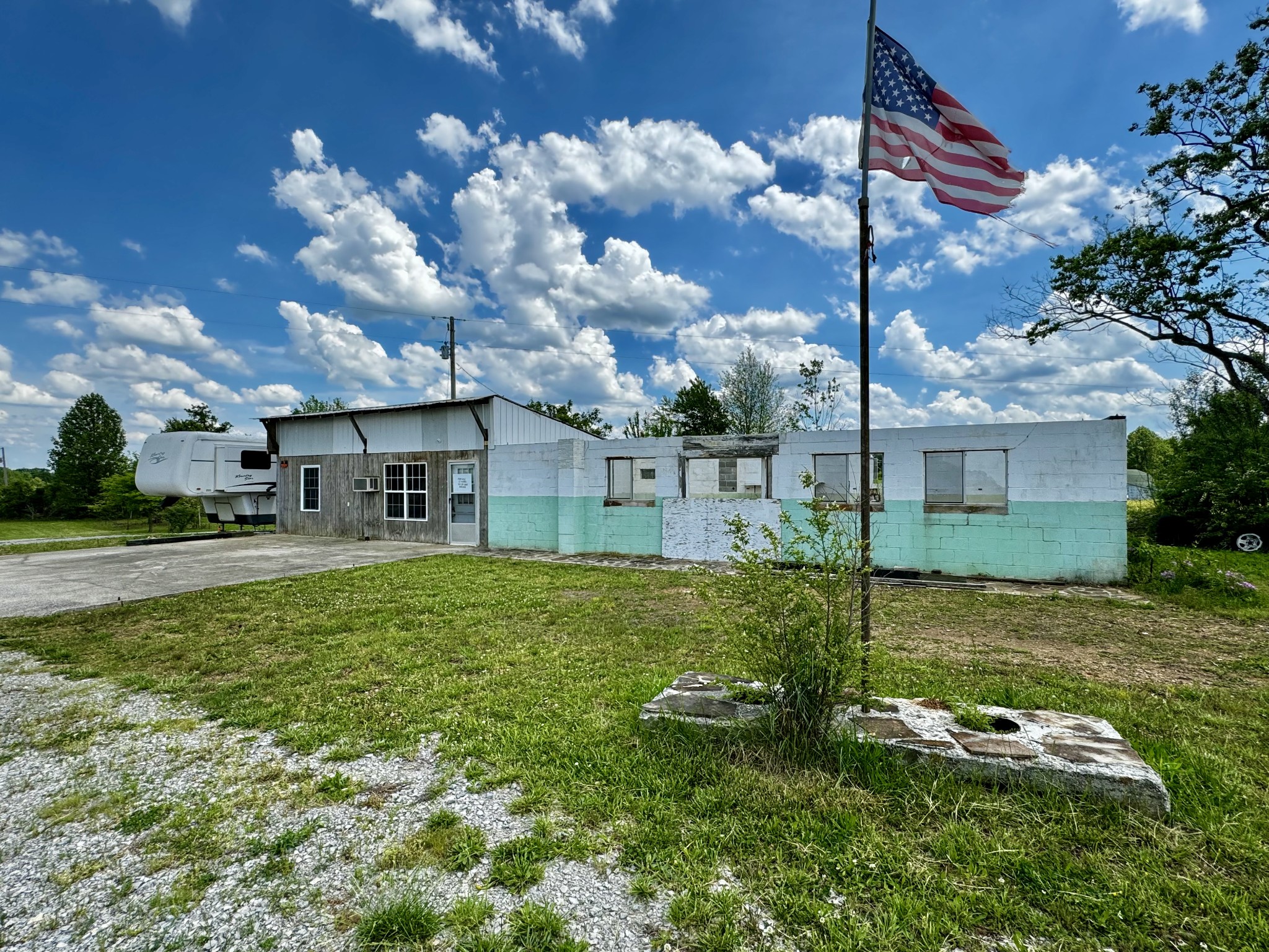 2423 Rhea Branch Road Ethridge, TN 38456 - Photo 7 of 11 Gallery Image 7