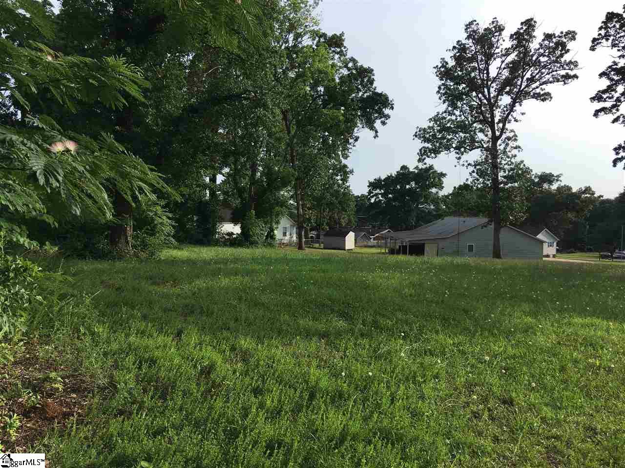 345 Tucapau Road Wellford, SC 29385 - Photo 1 of 5 Gallery Image 1