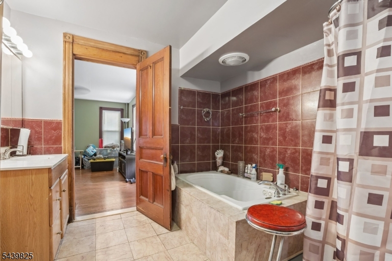 96 South 11th Street Newark, NJ 07107 - Photo 13 of 15