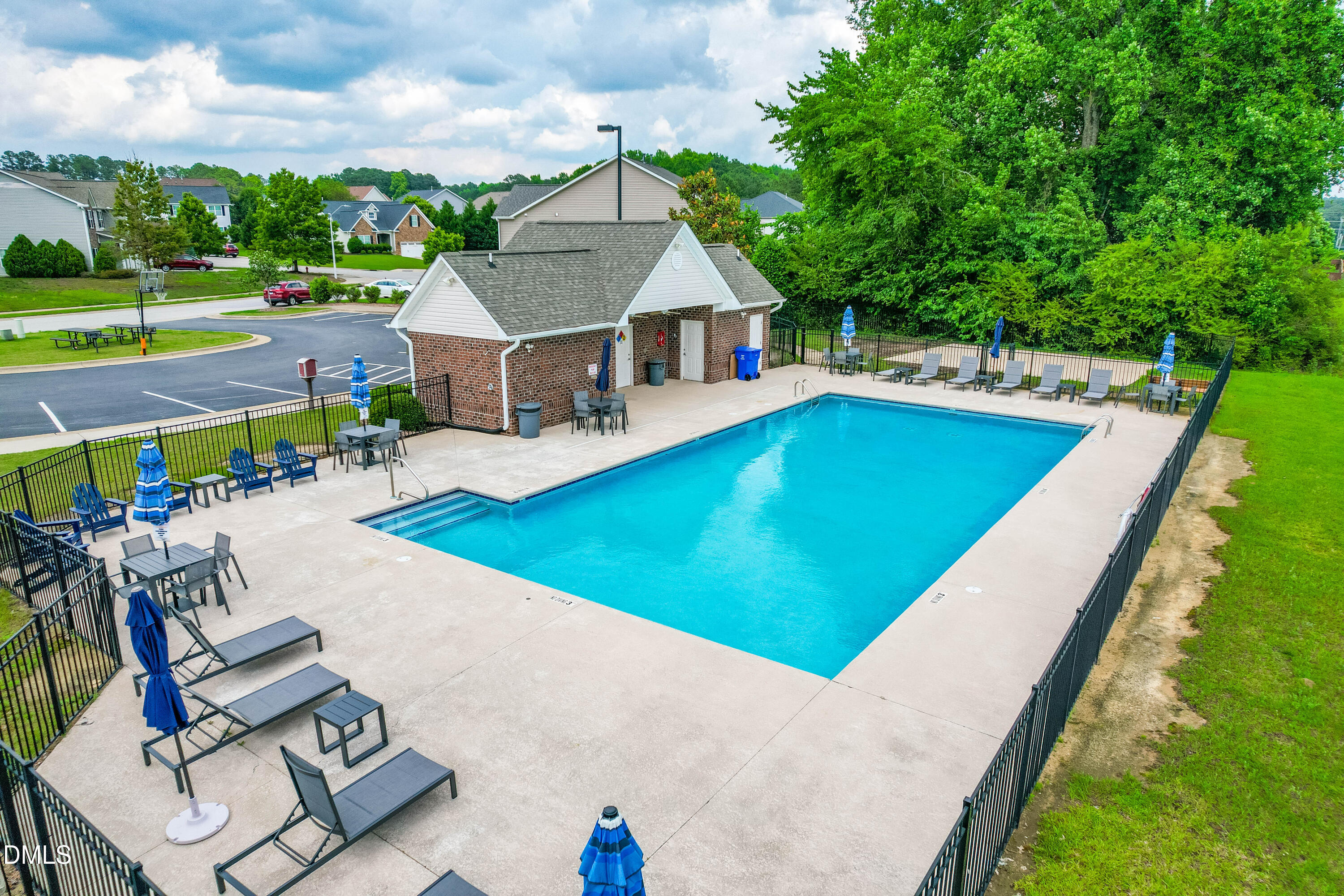 1110 Kimball Crest Court Fuquay-Varina, NC 27526 - Photo 37 of 40 Community Pool