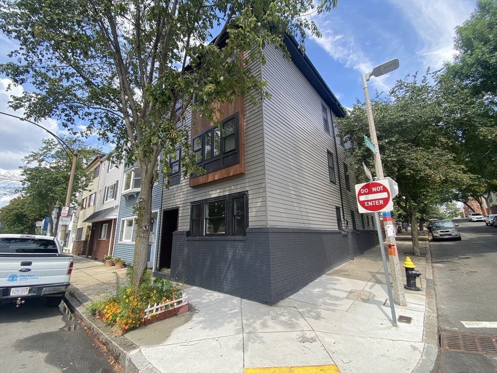 118 Marginal Street, Unit 3 Boston, MA 02128 - Photo 7 of 9