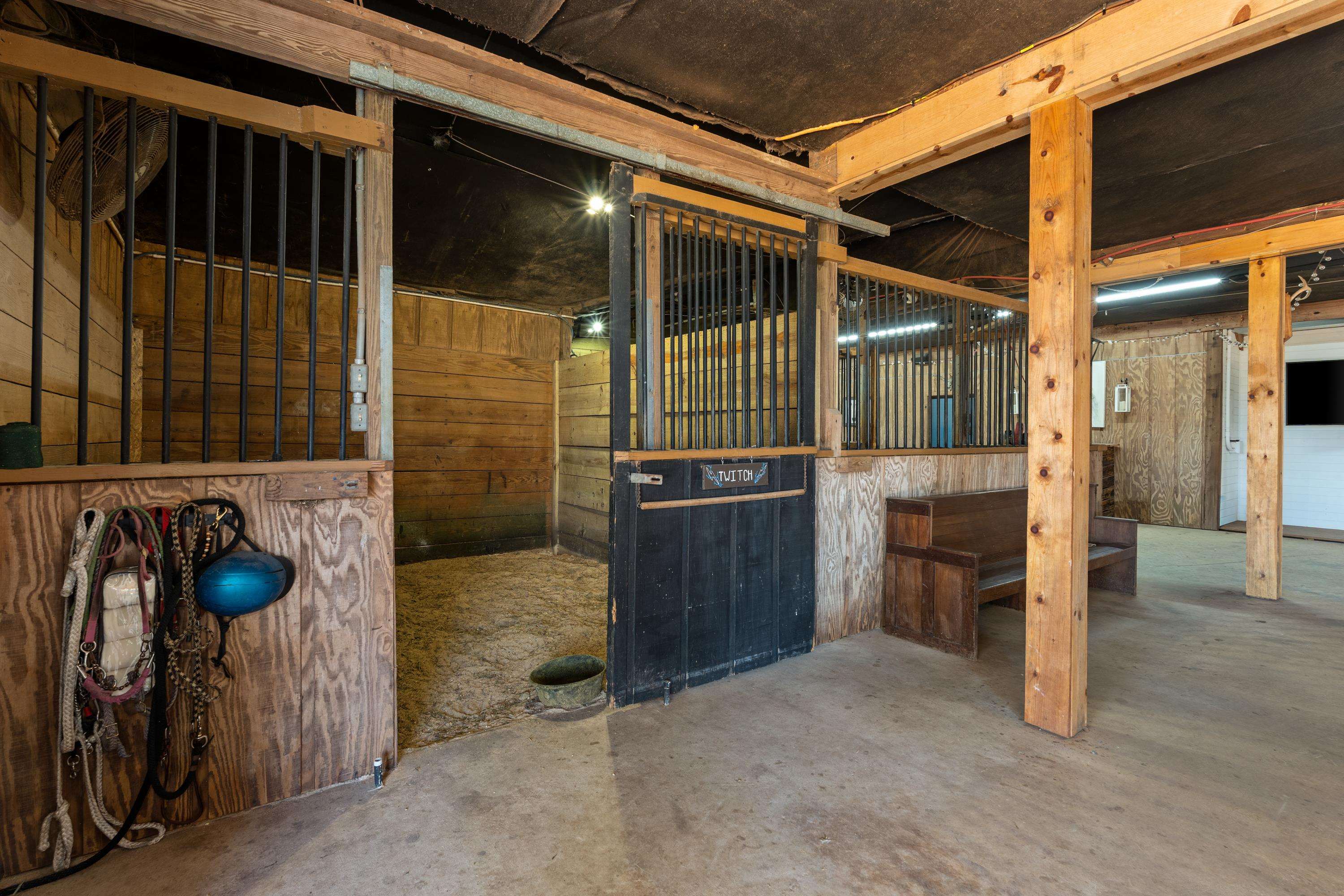 25331 Austin Road Daphne, AL 36526 - Photo 34 of 73 Stable