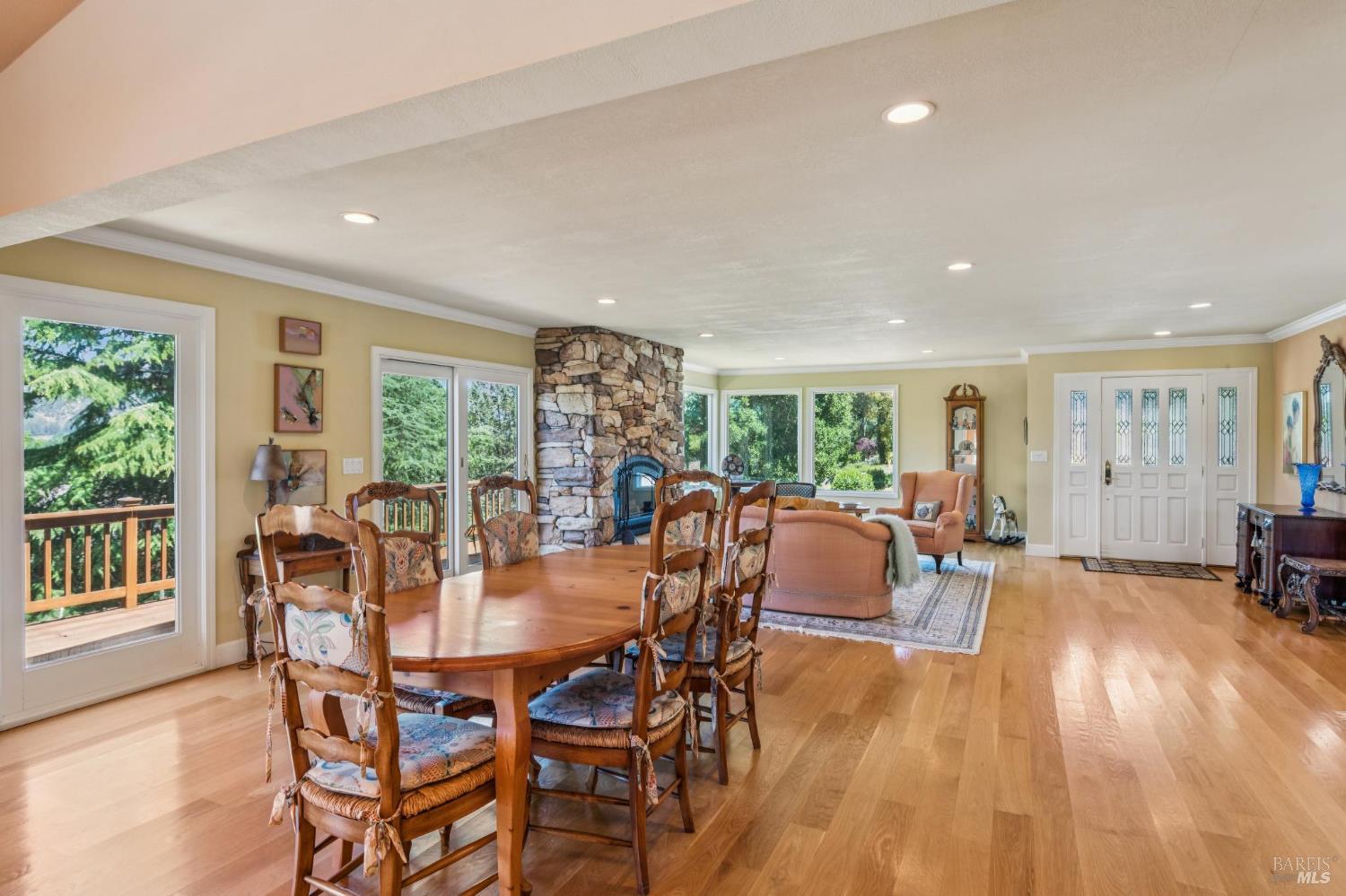 425 Oak Point Place Santa Rosa, CA 95409 - Photo 16 of 59