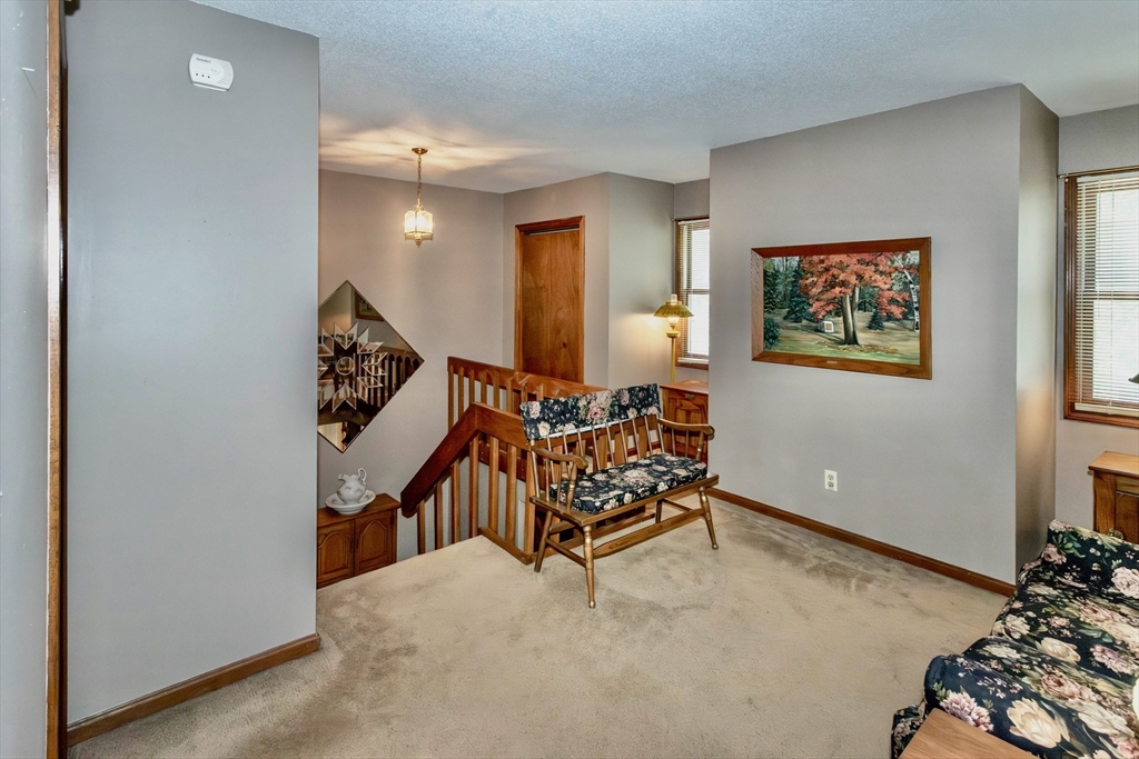 419 Southwick Road, Unit Q71 Westfield, MA 01085 - Photo 17 of 42