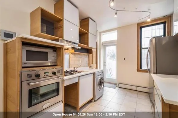 $2,300 | 314 6th Street, Unit G, Jersey City, NJ 07302