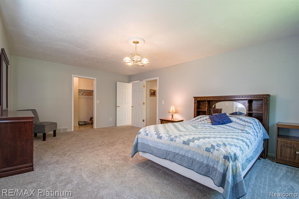 5417 Lobdell Road Fenton, MI 48430 - Photo 26 of 51