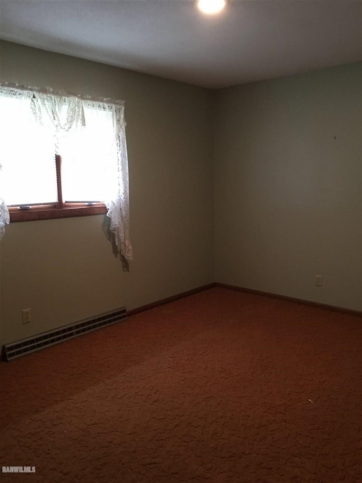 8305 Dean Road Savanna, IL 61074 - Photo 11 of 12 Gallery Image 11