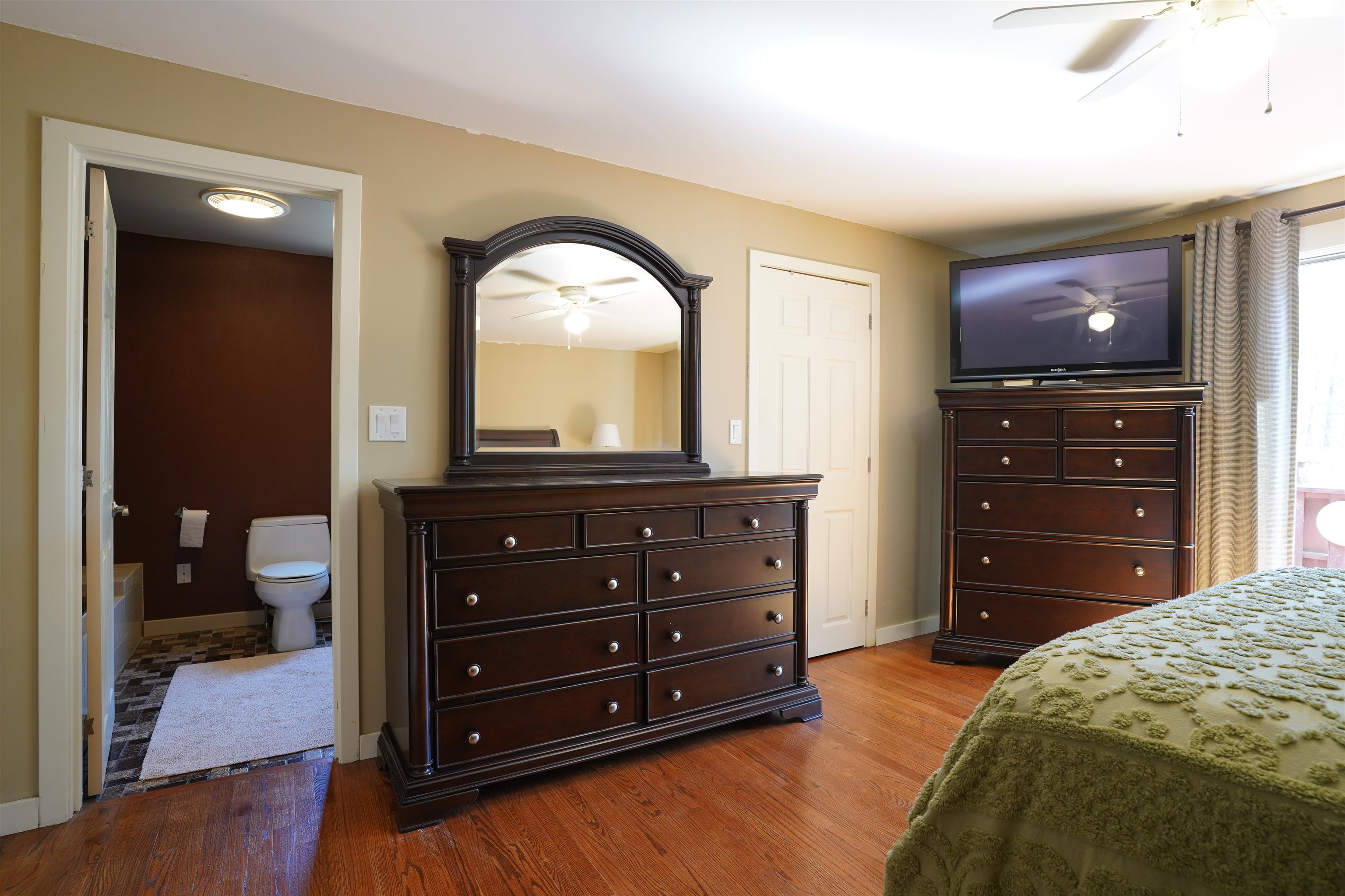 54 Hooker Farm Road Salem, NH 03079 - Photo 15 of 24