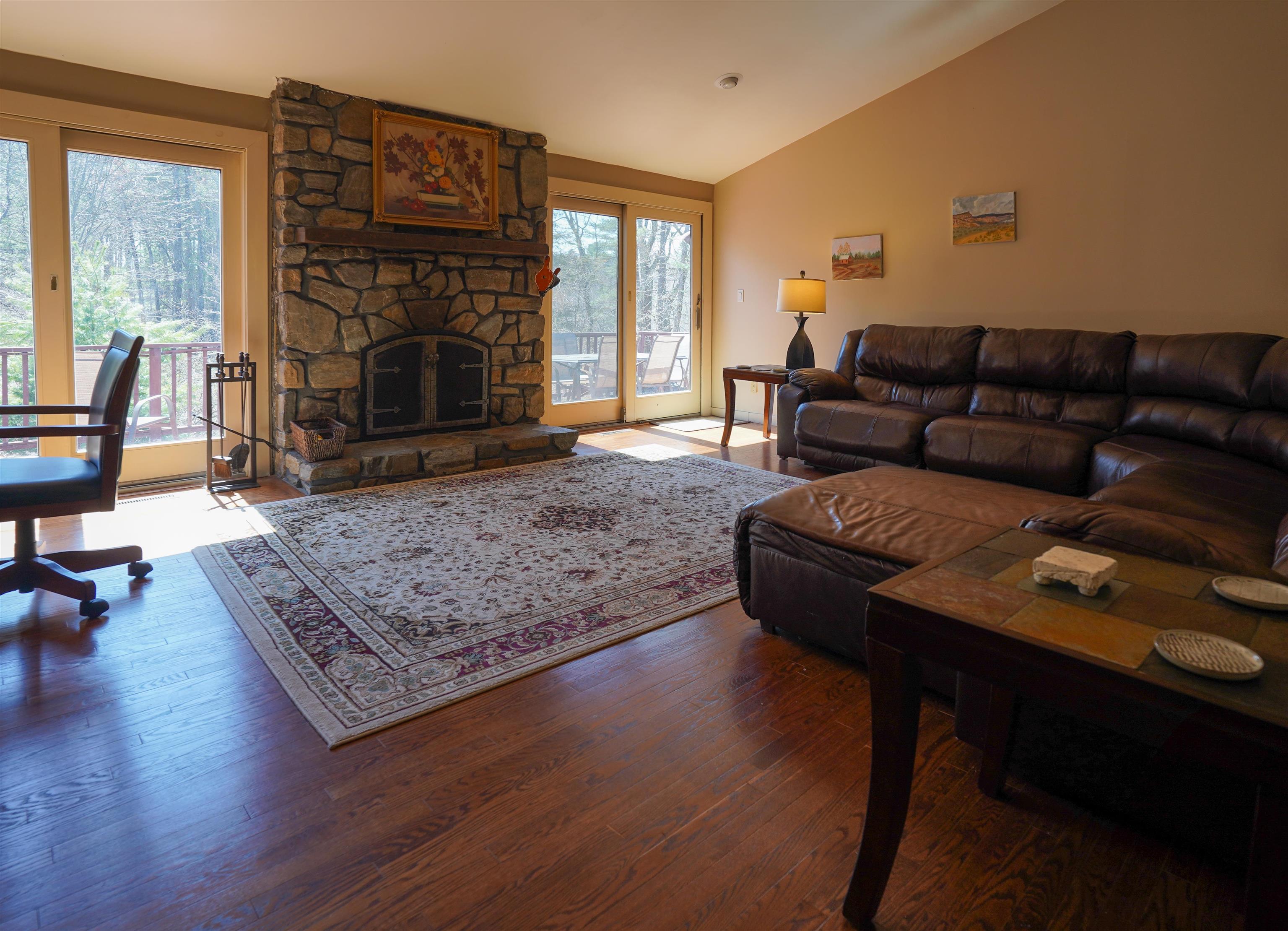 54 Hooker Farm Road Salem, NH 03079 - Photo 3 of 24