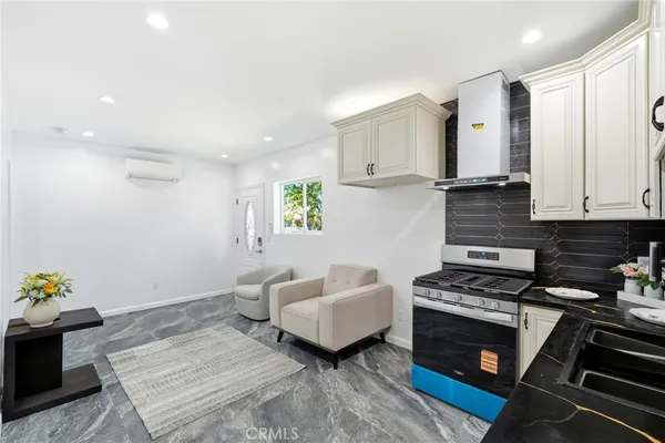 $1,099,000 | 18114 Schoenborn Street, Northridge, CA 91325