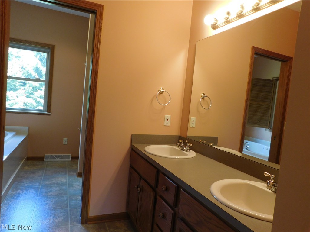 2748 Secrest Road Wooster, OH 44691 - Photo 14 of 32 Gallery Image 14
