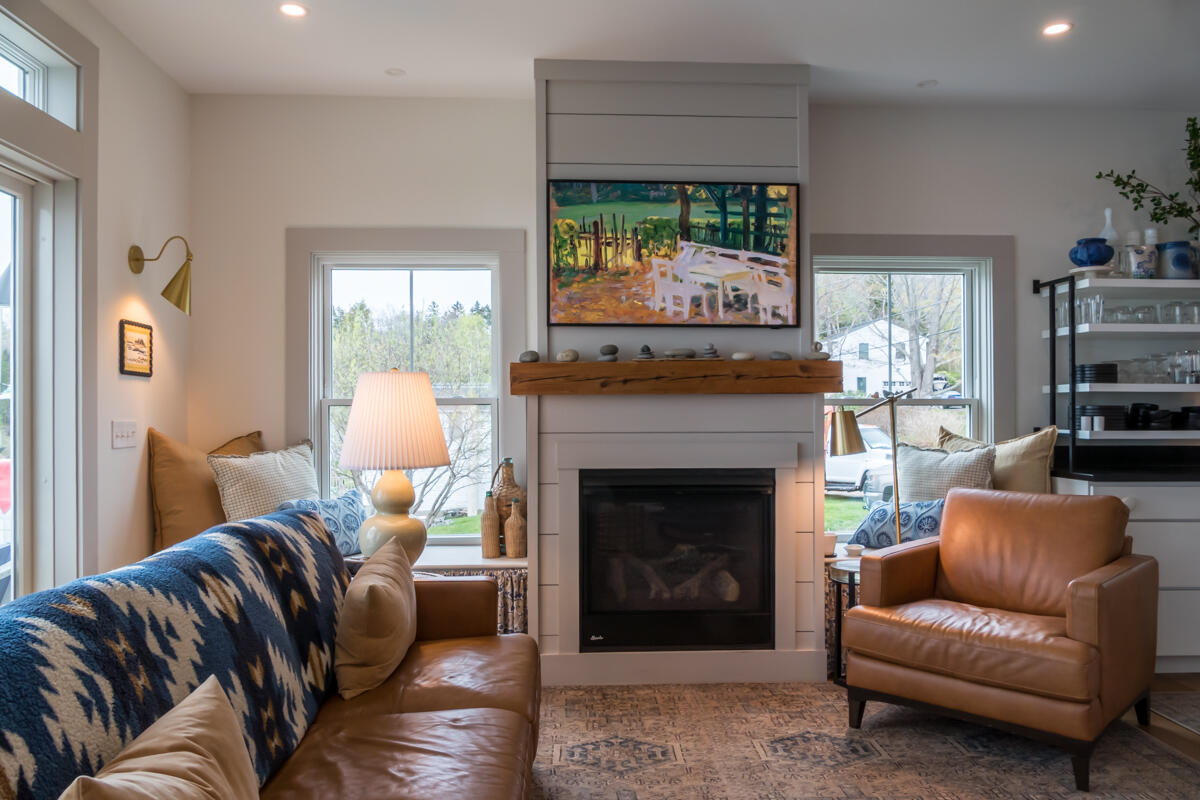 3 McKinney Road Harpswell, ME 04079 - Photo 15 of 77 22-Living room (1 of 6)