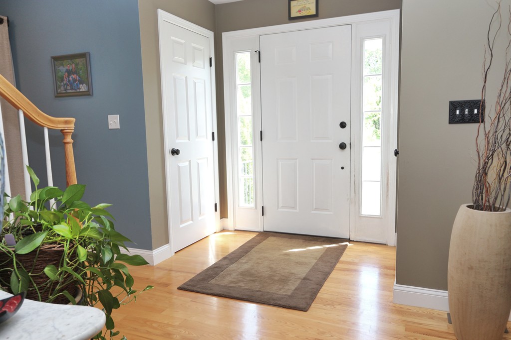 10 Goff Road Norton, MA 02766 - Photo 3 of 30 Gallery Image 3