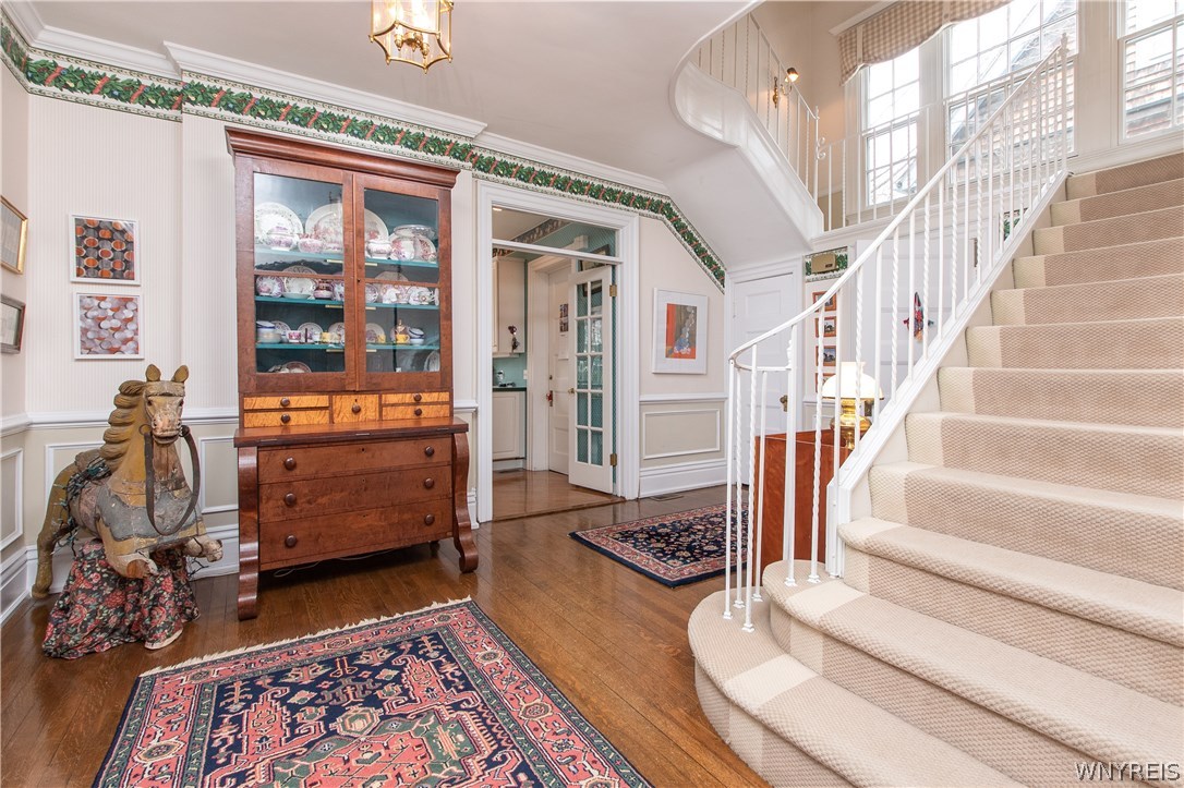 4 Clarendon Place Buffalo, NY 14209 - Photo 15 of 35