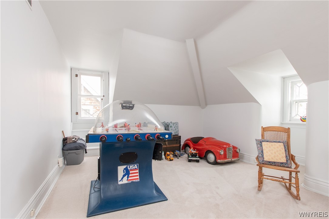 4 Clarendon Place Buffalo, NY 14209 - Photo 26 of 35