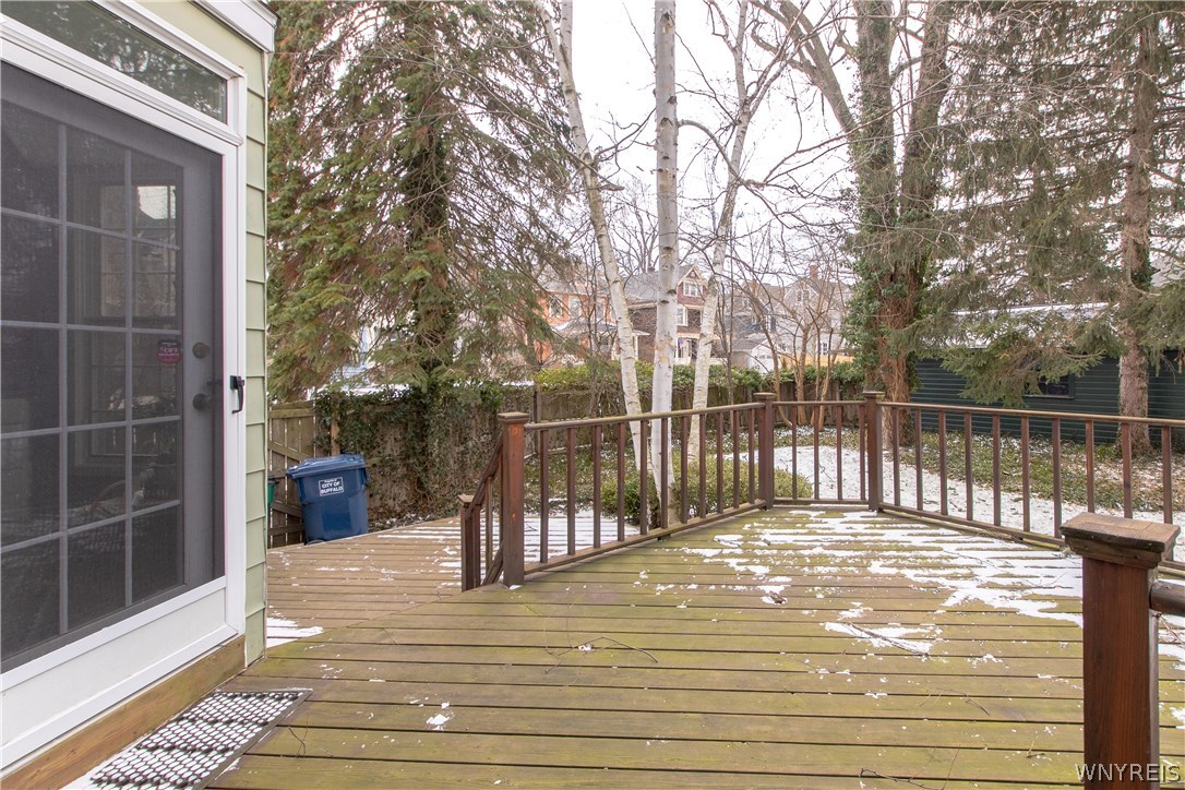 4 Clarendon Place Buffalo, NY 14209 - Photo 31 of 35