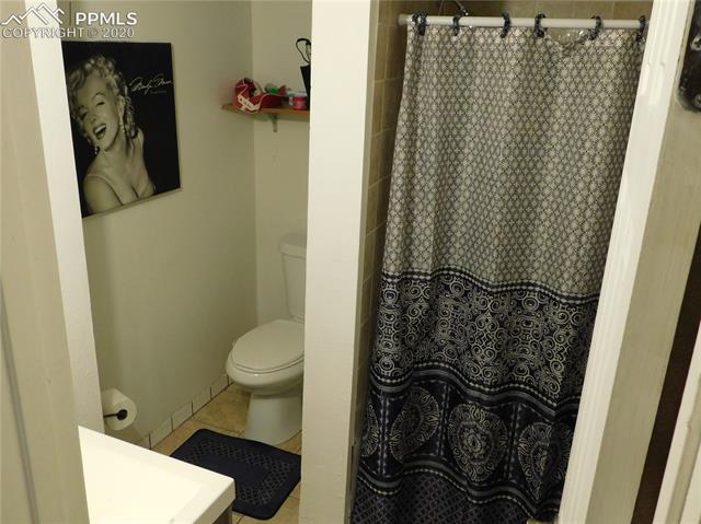 1840 Doherty Road Colorado Springs, CO 80916 - Photo 18 of 25