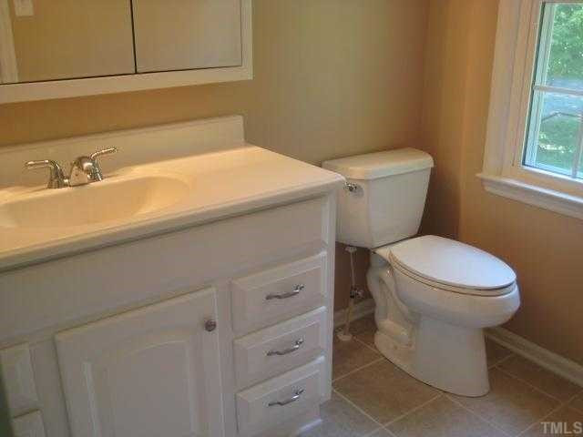 2104 Milton Road Durham, NC 27712 - Photo 9 of 12 Master Bath/Spa