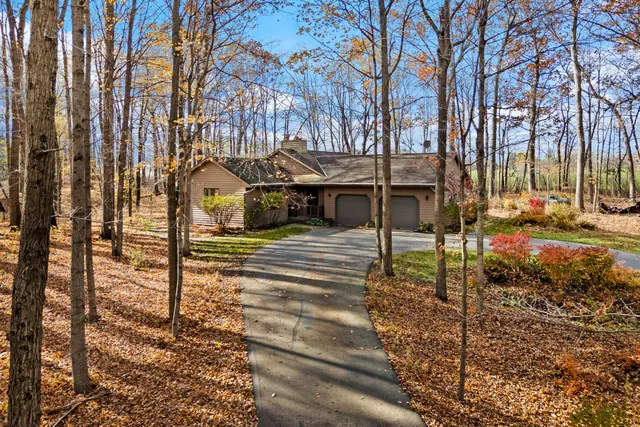 $519,700 | N6720 Hillside Road, Sheboygan Falls, WI 53085