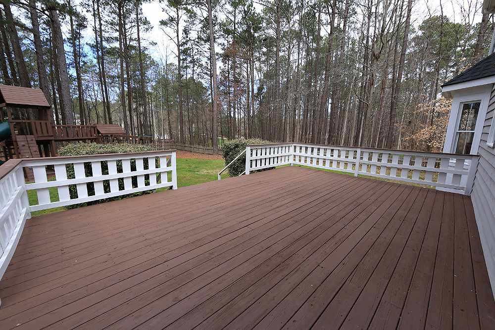10005 Layton Ray Circle Raleigh, NC 27613 - Photo 25 of 27 Deck