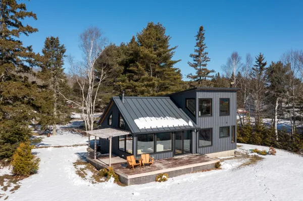 $995,000 | 59 Greenland Cove Road, Bremen, ME 04551