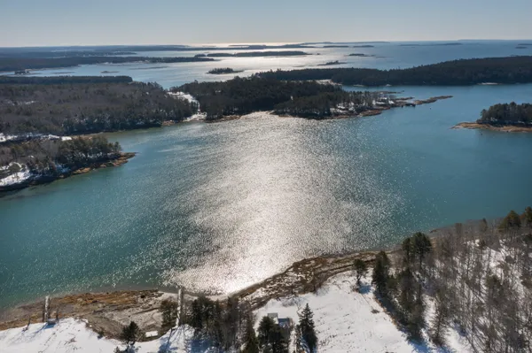 $995,000 | 59 Greenland Cove Road, Bremen, ME 04551