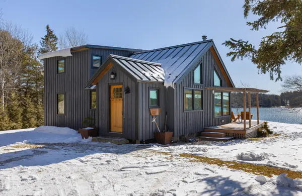 $995,000 | 59 Greenland Cove Road, Bremen, ME 04551