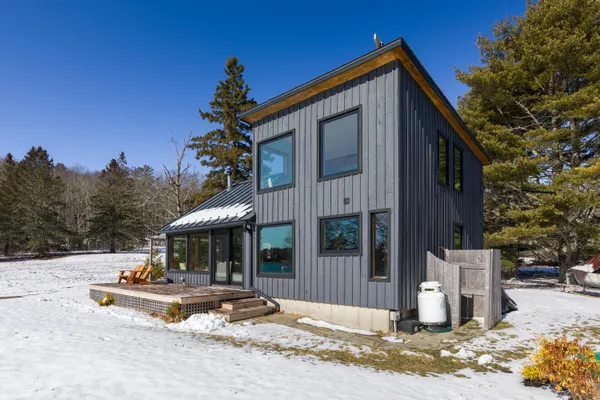 $995,000 | 59 Greenland Cove Road, Bremen, ME 04551