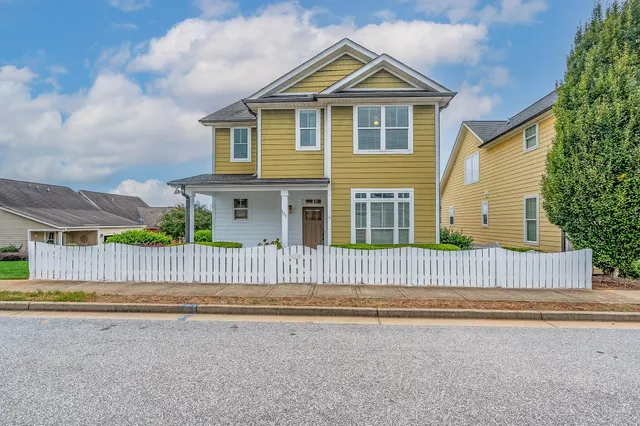 $334,000 | 105 Lawndale Drive, Greer, SC 29651