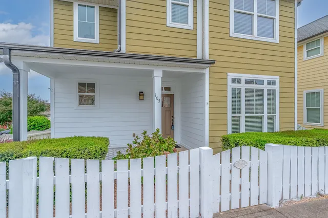 $320,000 | 105 Lawndale Drive, Greer, SC 29651