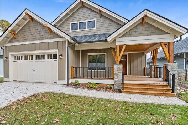 $725,000 | 127 Creekside Valley Lane, Arden, NC 28704