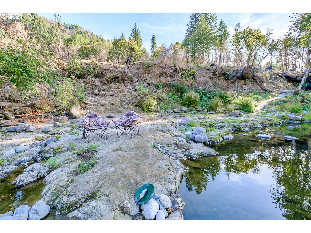 25307 Taylor Park Road Southeast Lyons, OR 97358 - Photo 22 of 25 Gallery Image 22