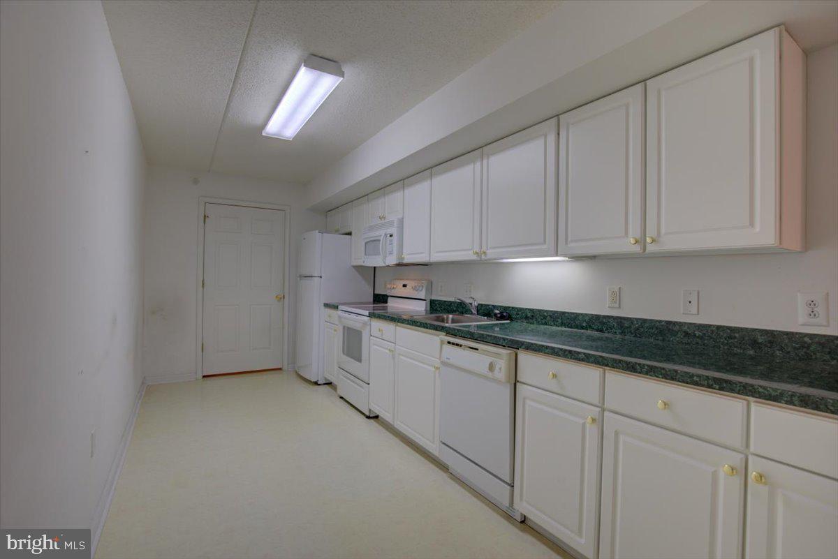 227 Brandon Road Norristown, PA 19403 - Photo 22 of 28 Gallery Image 22