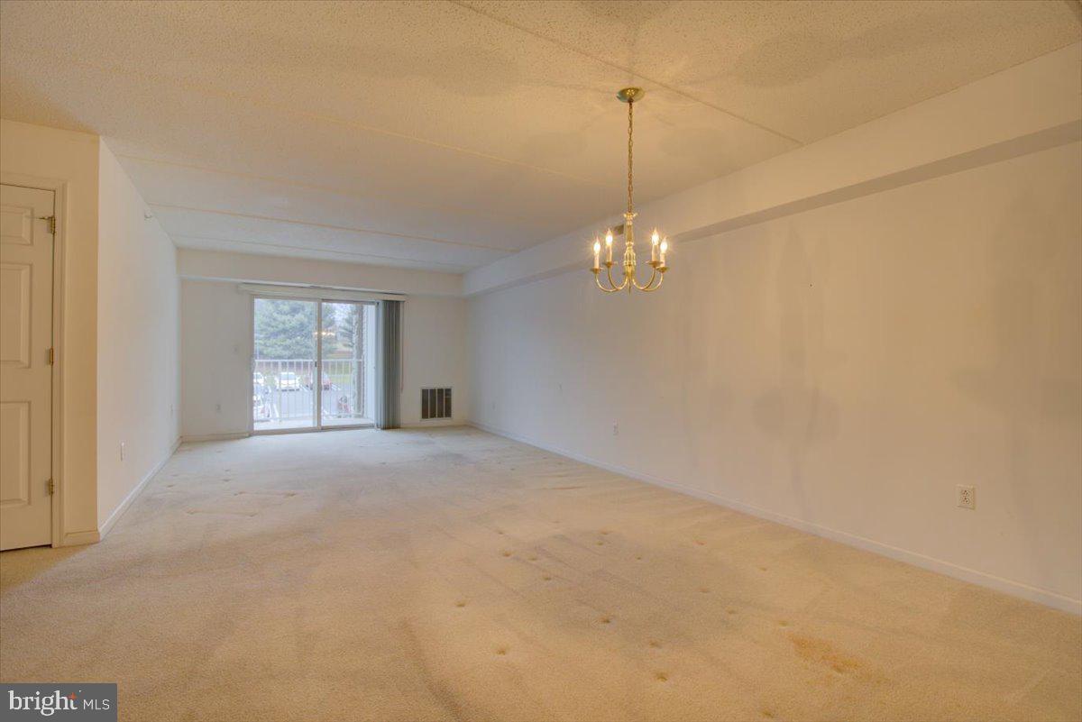 227 Brandon Road Norristown, PA 19403 - Photo 7 of 28 Gallery Image 7