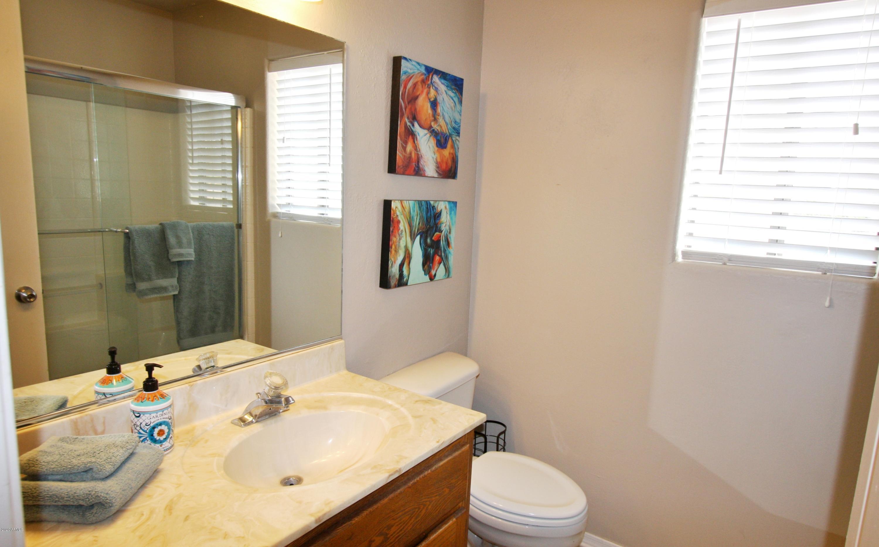94 North Mountain View Road Apache Junction, AZ 85119 - Photo 16 of 27 Bath2