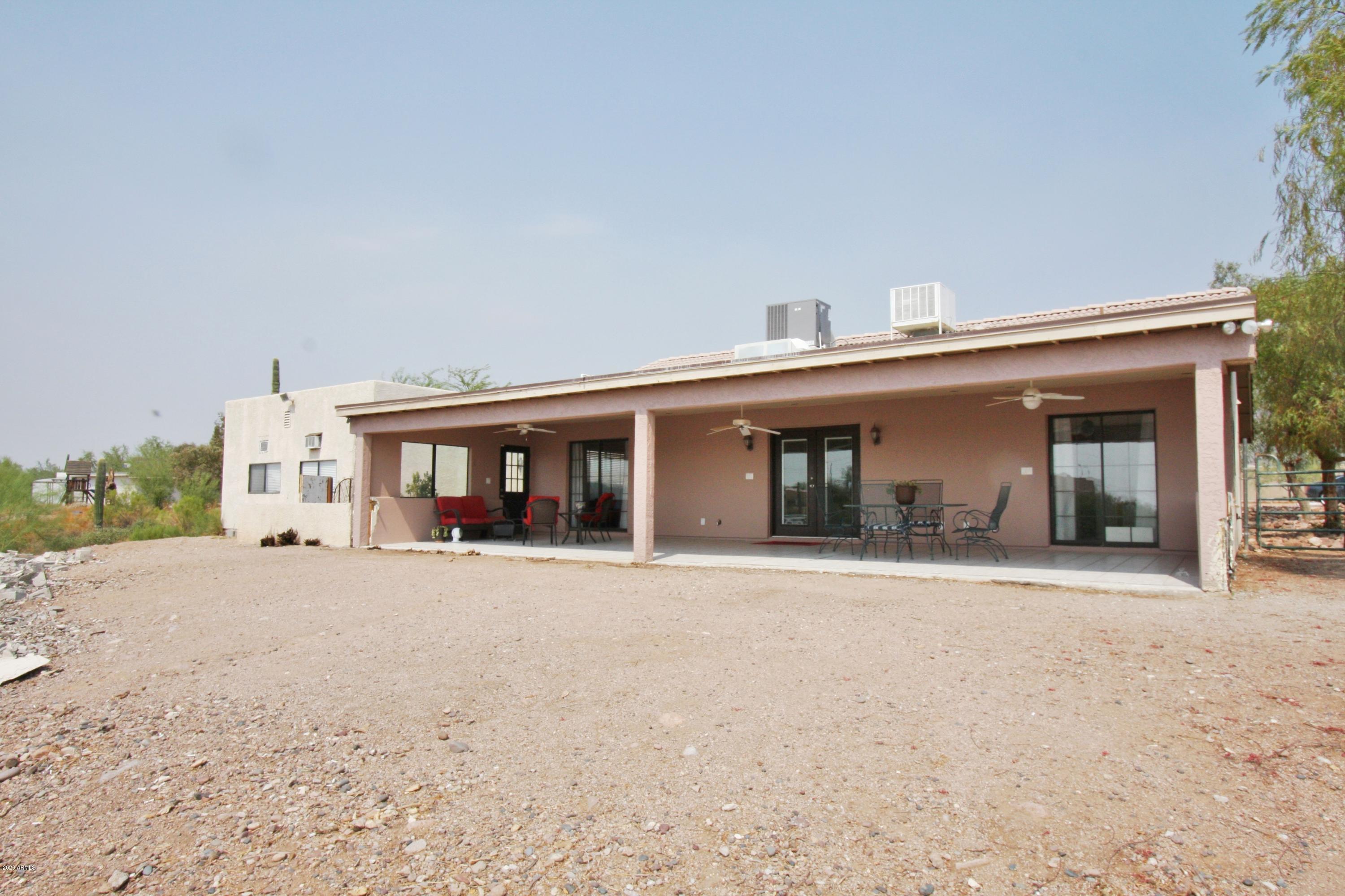 94 North Mountain View Road Apache Junction, AZ 85119 - Photo 25 of 27 Patio3
