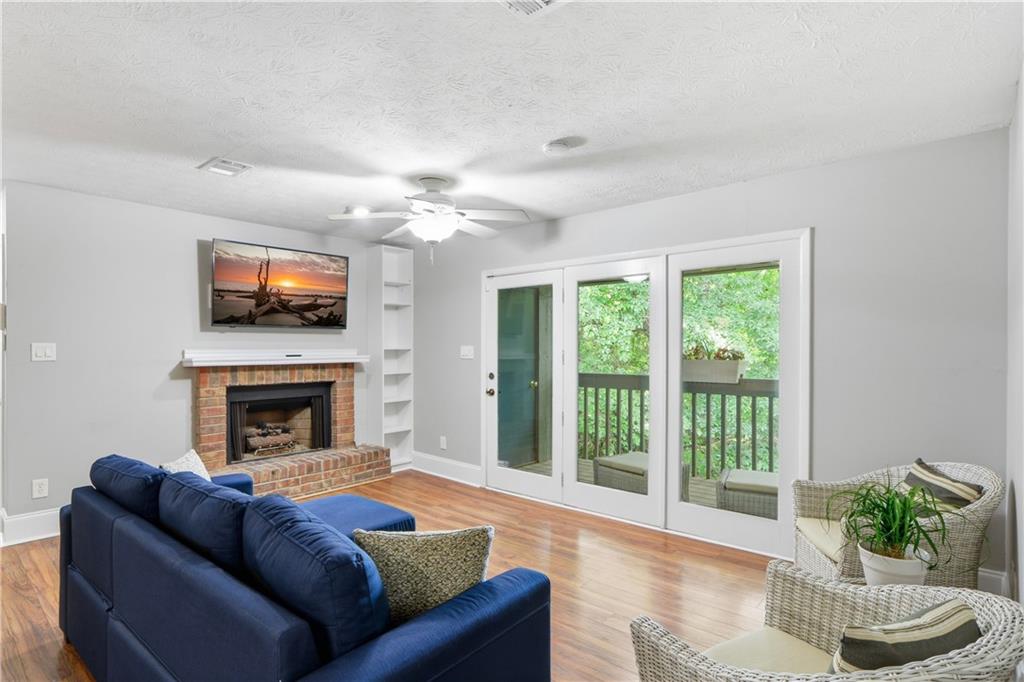612 Tuxworth Circle Decatur, GA 30033 - Photo 4 of 46